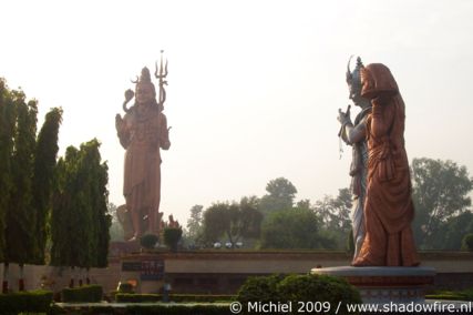 Hindu statues, Route 8, Haryana, India, India 2009,travel, photography