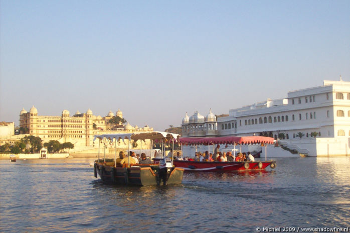 Jagniwas Palace Hotel Island, City Palace, Lake Pichola, Udaipur, Rajasthan, India, India 2009,travel, photography