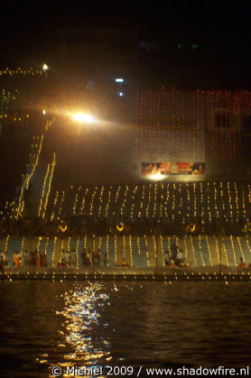 Purnima Kartik Poornima Full moon day, Ganges river, Varanasi, Uttar Pradesh, India, India 2009,travel, photography