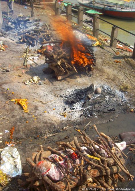 cremation, taboo, Manikarnika burning Ghat, Ganges river, Varanasi, Uttar Pradesh, India, India 2009,travel, photography,favorites