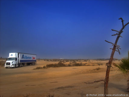 Motel, Buttonwillow, Route 5, California, United States 2008,travel, photography