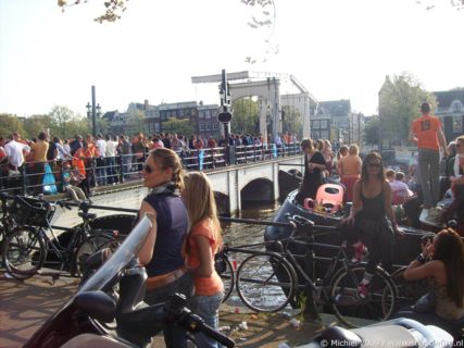 snapshots,Queen's day 2009,Amsterdam,Magere Brug,Photography